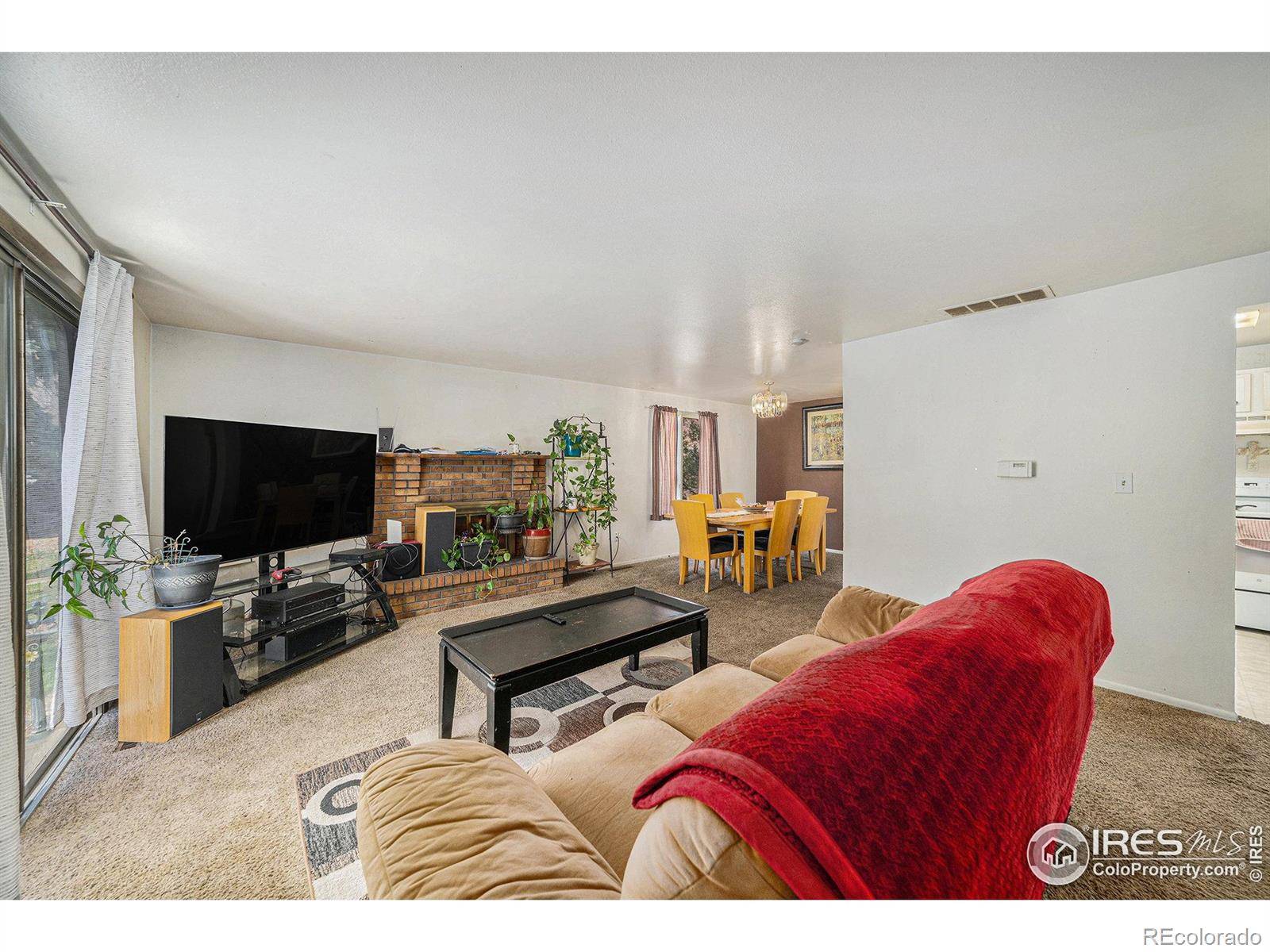 Longmont, CO 80504,114 Placer AVE
