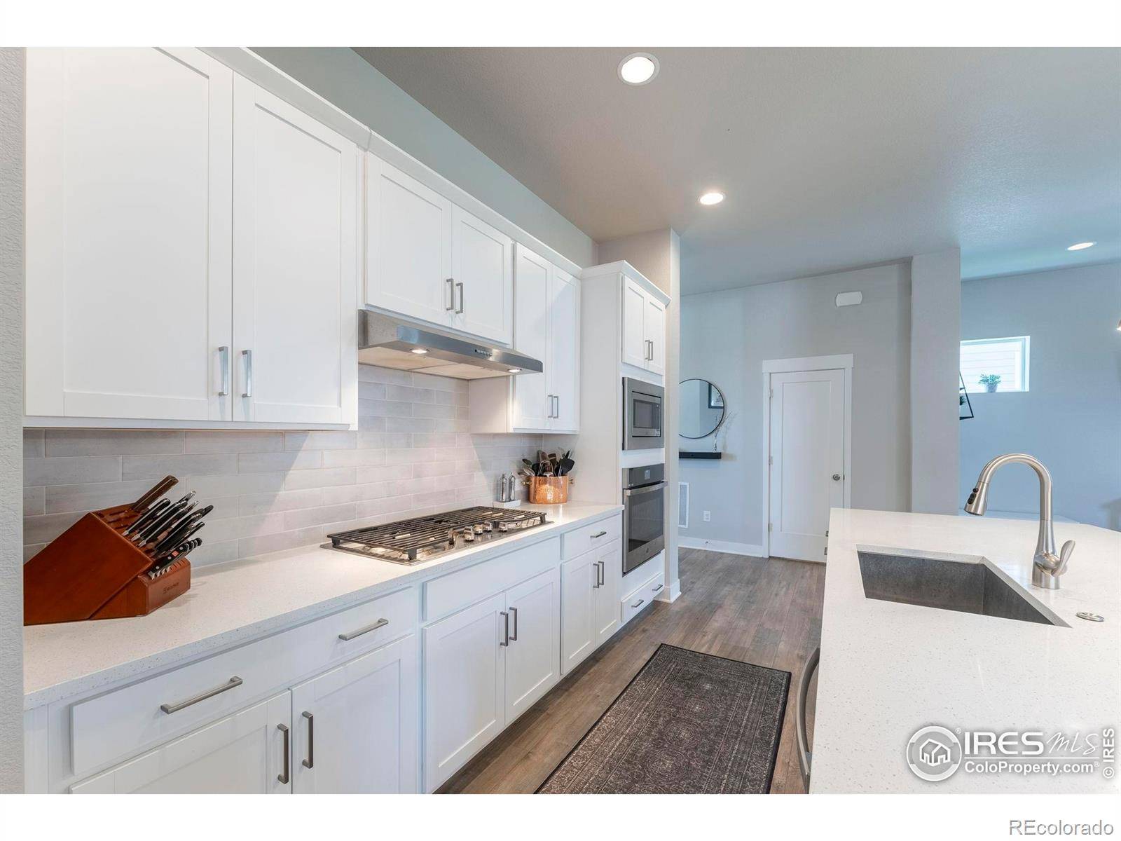 Aurora, CO 80019,21574 E 59th DR