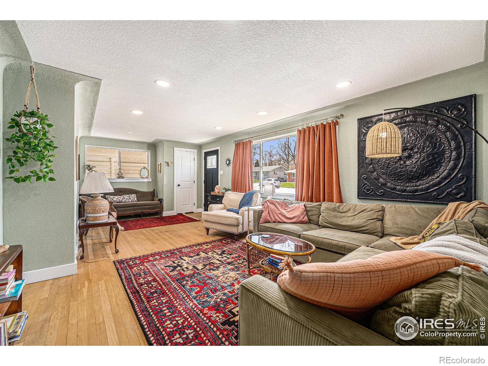 Denver, CO 80219,2566 S Stuart ST