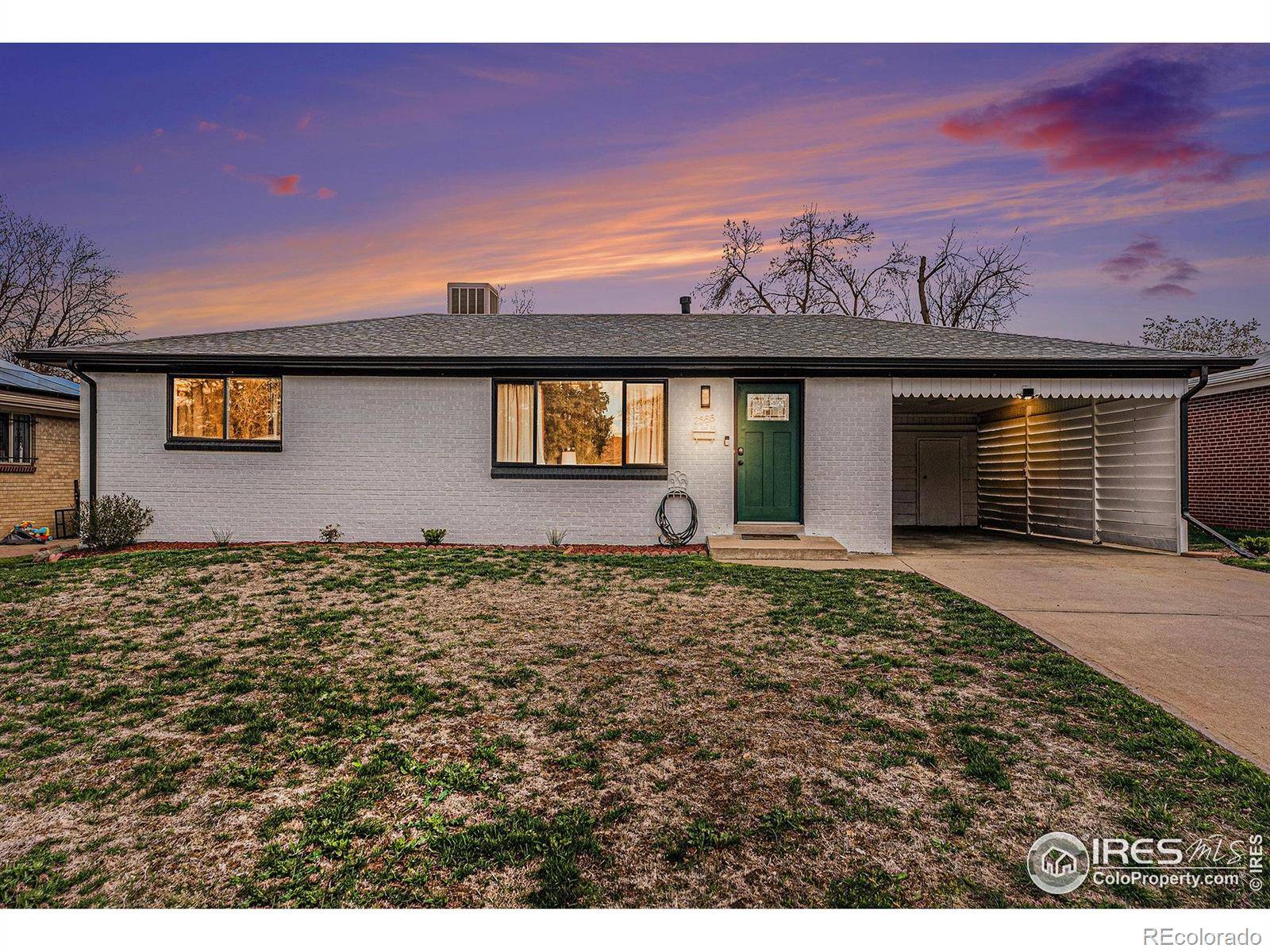 Denver, CO 80219,2566 S Stuart ST