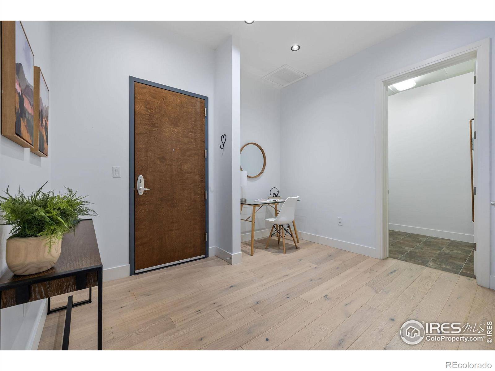 Boulder, CO 80303,3301 Arapahoe AVE #106