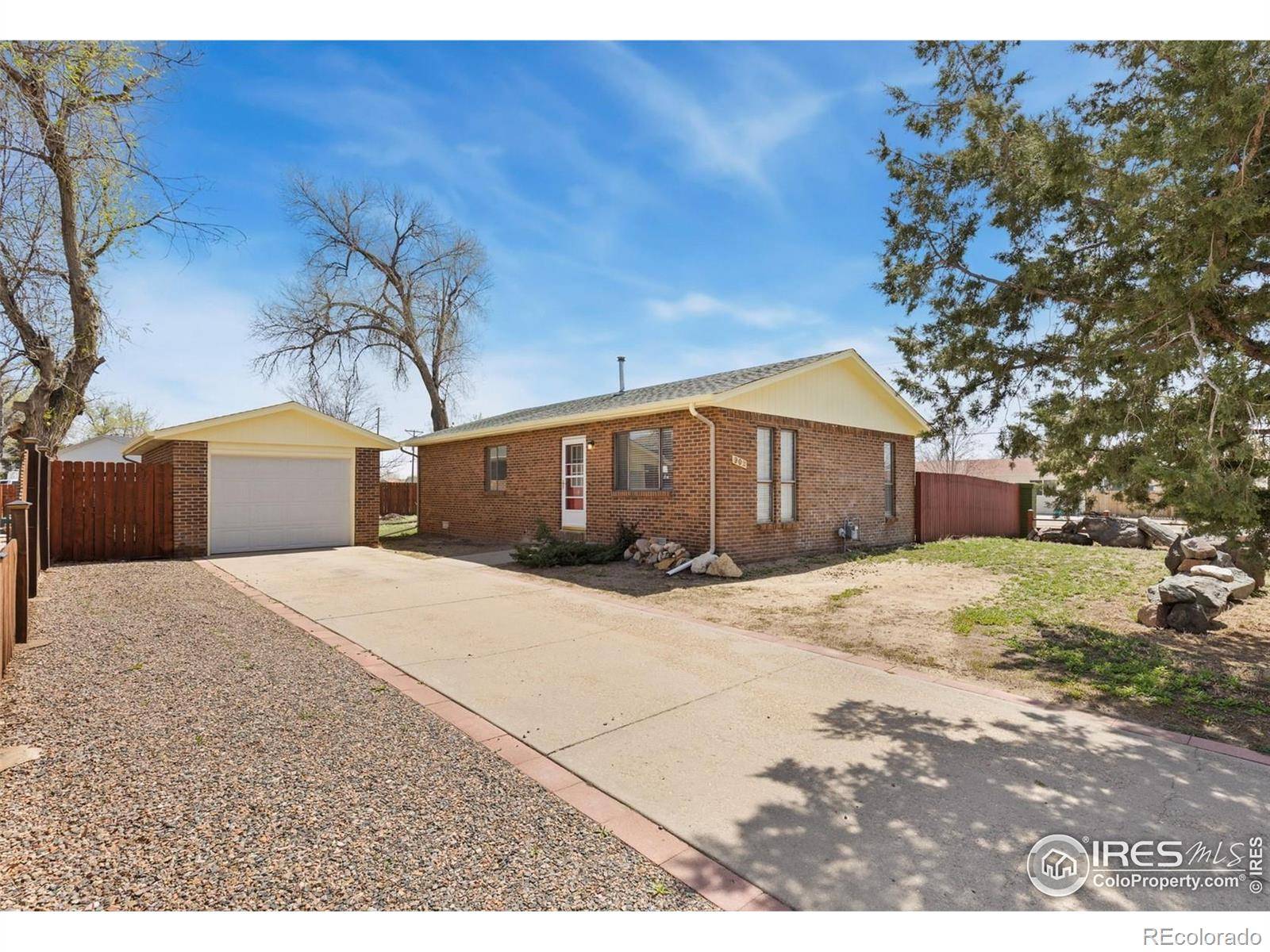 Fort Lupton, CO 80621,902 Pacific PL