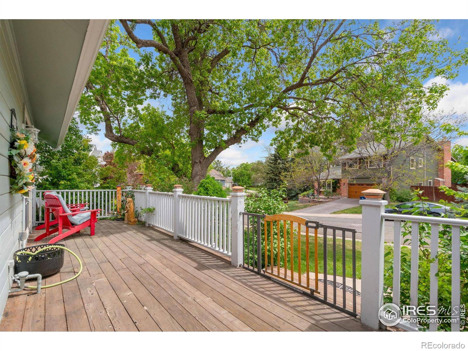 Centennial, CO 80112,8200 S Locust WAY