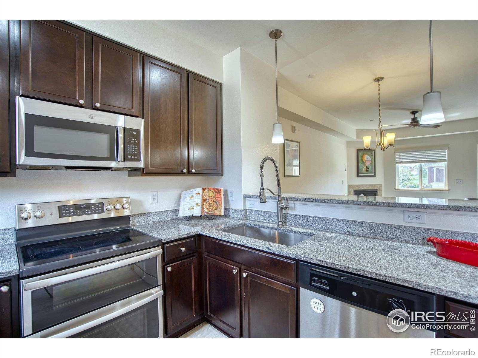 Longmont, CO 80501,1240 Wren CT #B