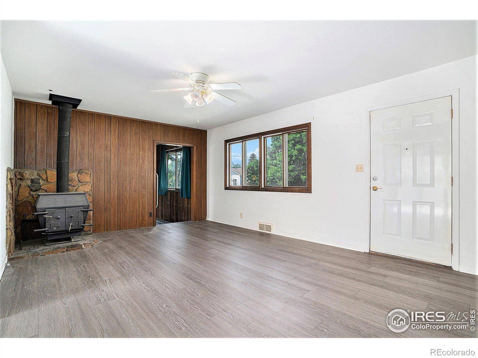 Loveland, CO 80537,642 W 9th ST
