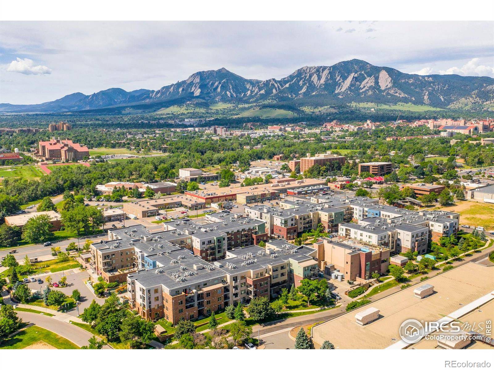 Boulder, CO 80303,3301 Arapahoe AVE #216