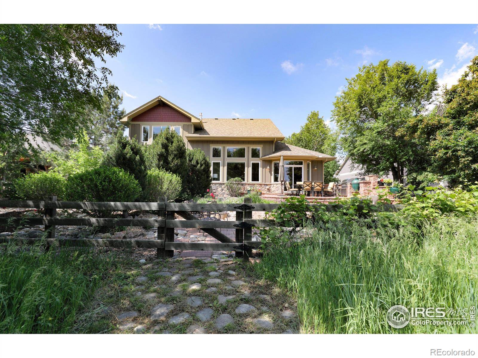 Lyons, CO 80540,320 McConnell DR
