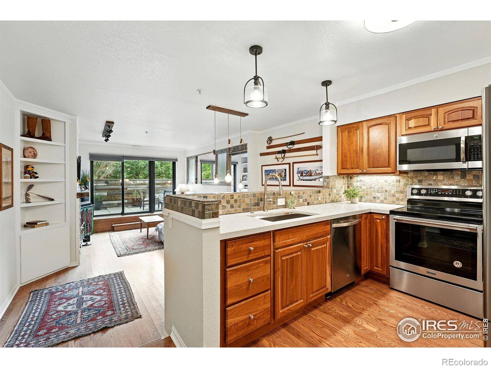 Boulder, CO 80302,854 Walnut ST #B
