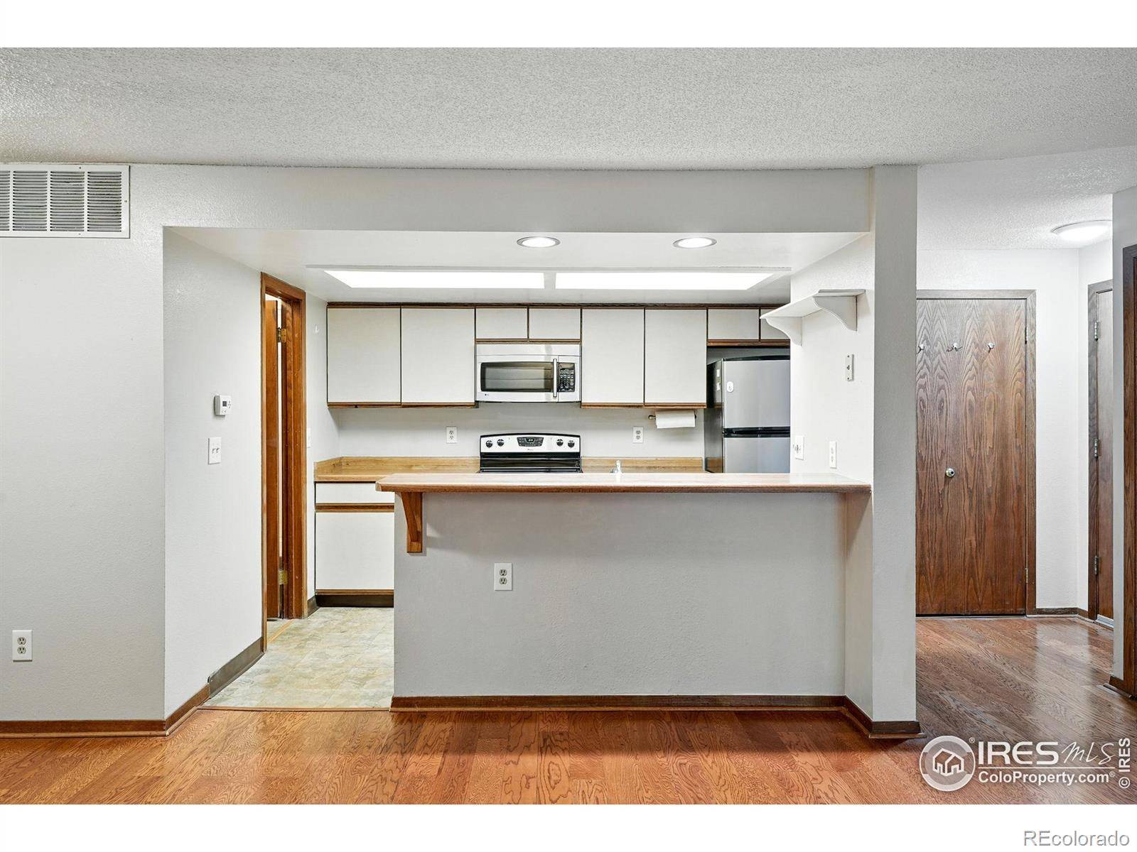 Boulder, CO 80303,2960 Shadow Creek DR #201
