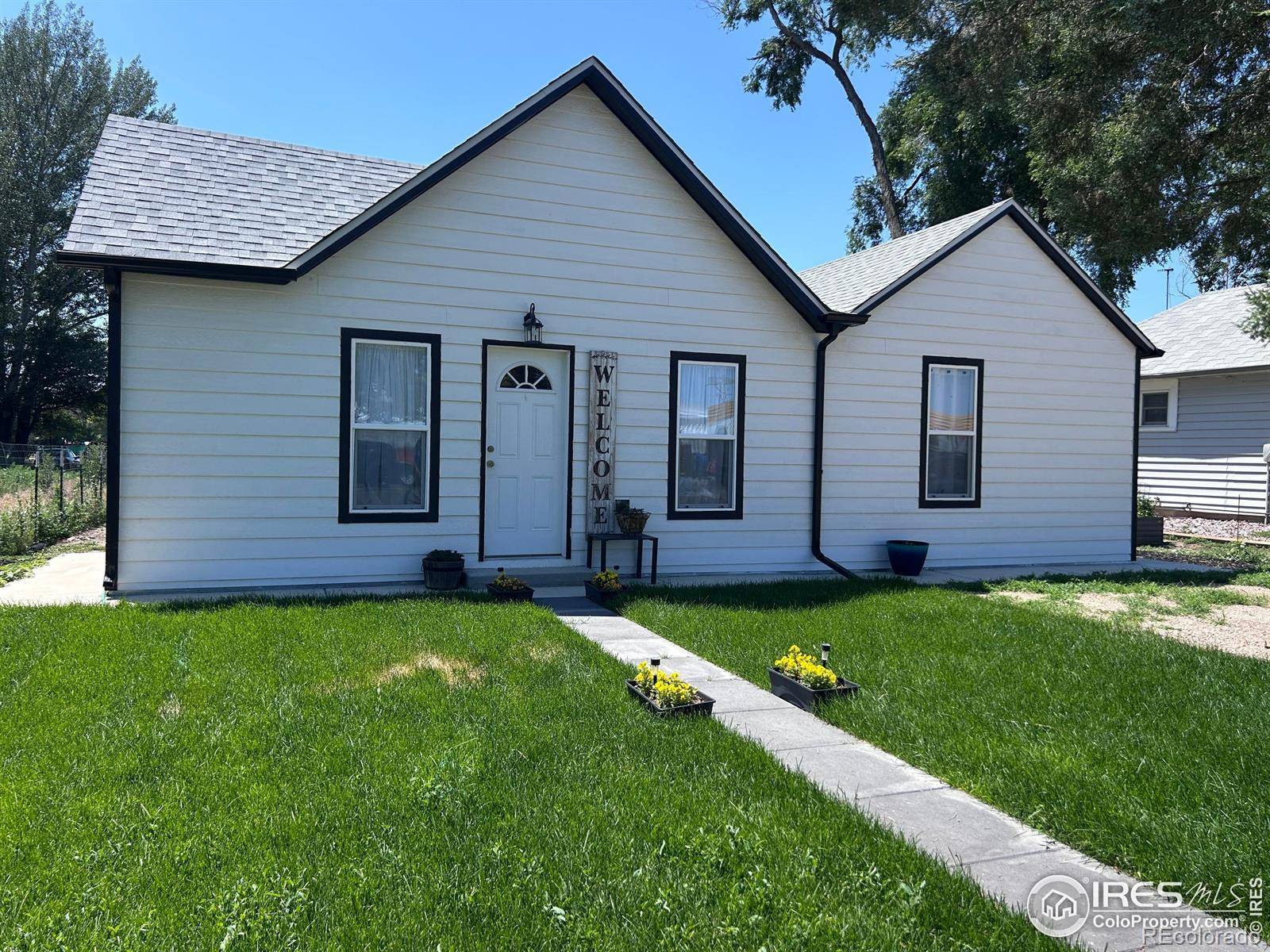 Weldona, CO 80653,809 Warren ST