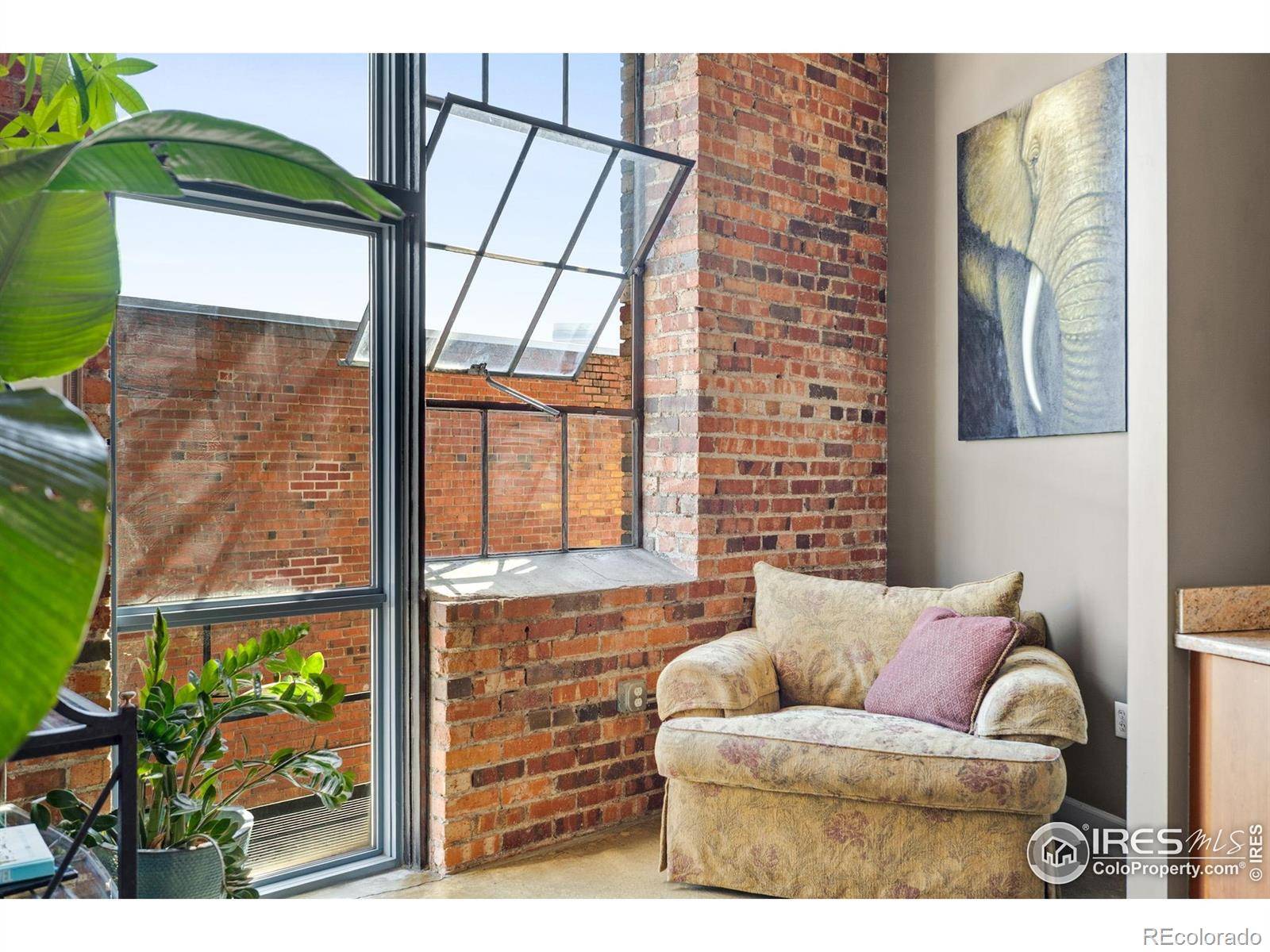 Denver, CO 80205,2500 Walnut ST #201