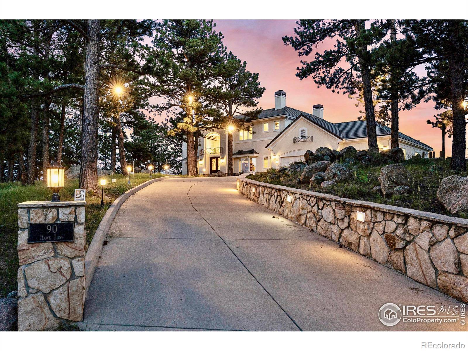 Boulder, CO 80304,90 Hawk LN