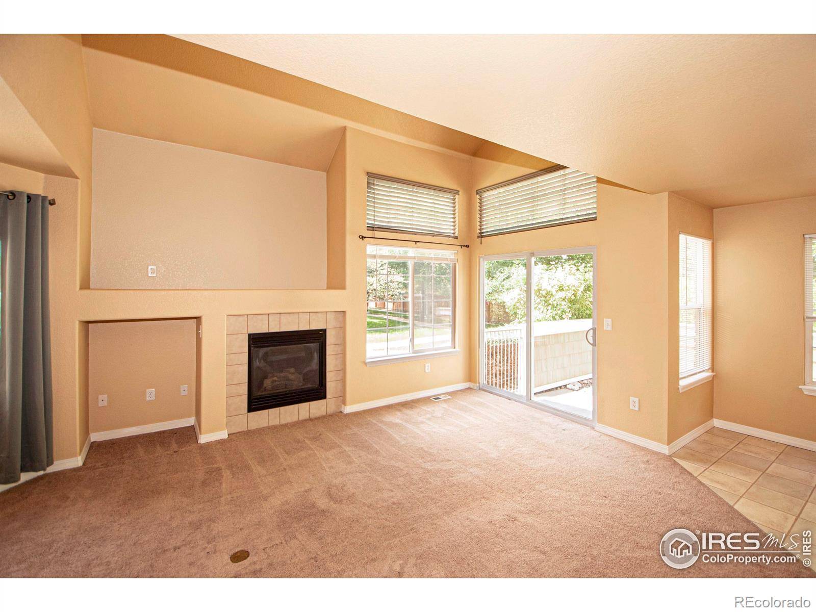Longmont, CO 80504,805 Summer Hawk DR #B7