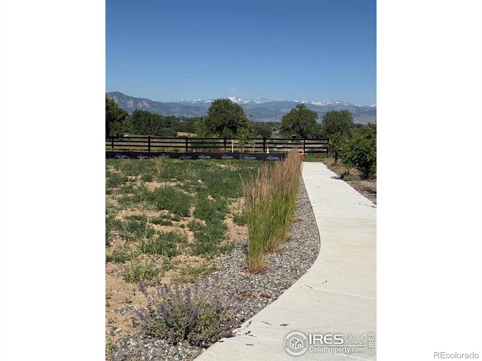 Lafayette, CO 80026,921 Latigo LOOP
