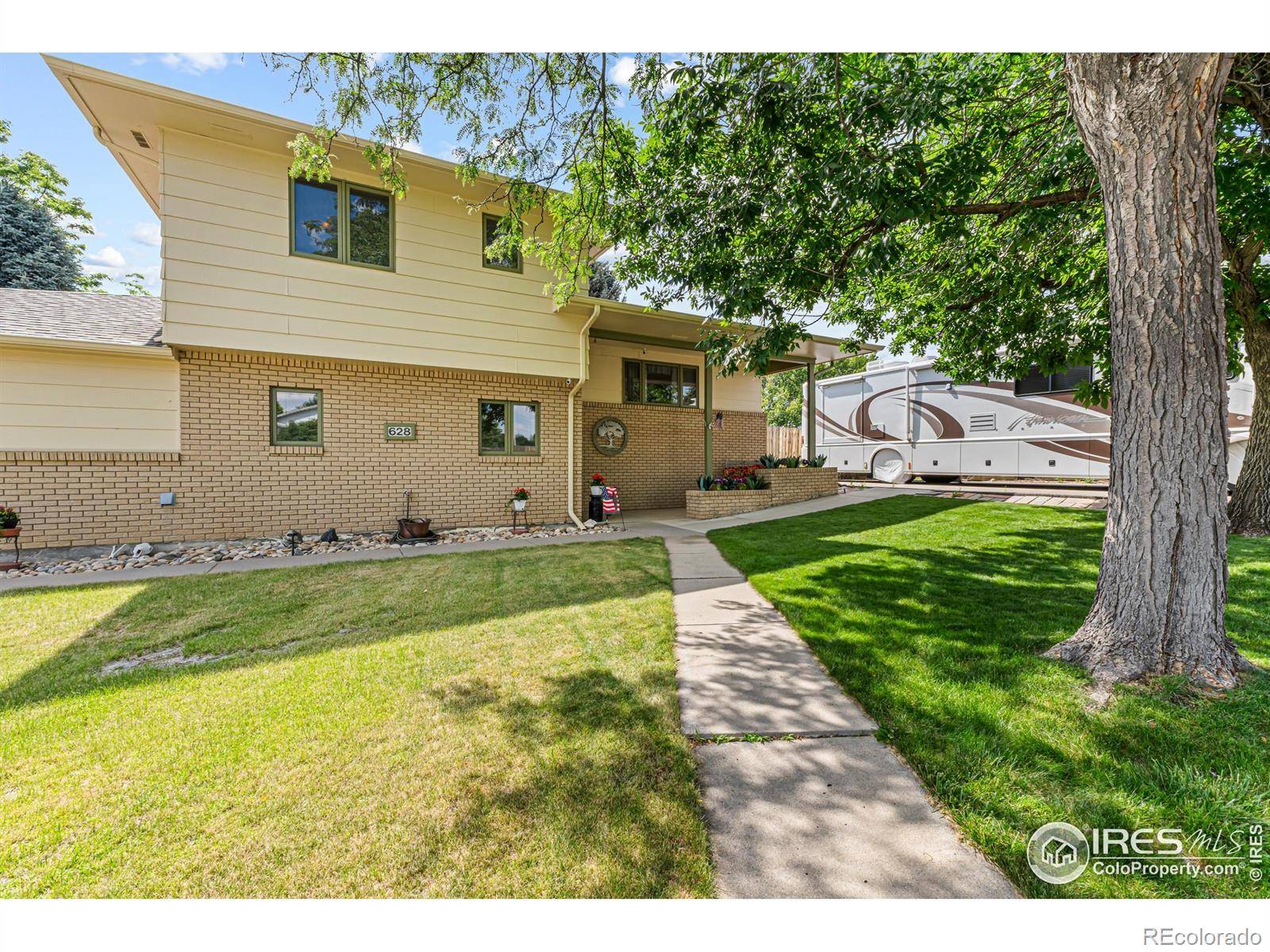Loveland, CO 80538,628 Chestnut DR