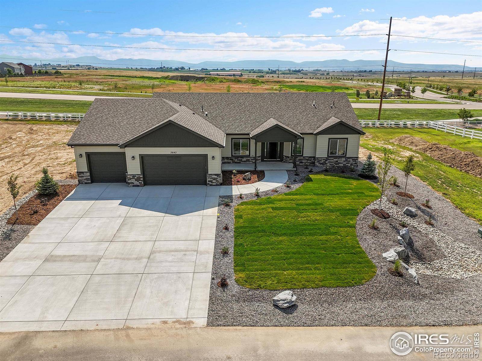 Dacono, CO 80514,3643 Crested Owl CT