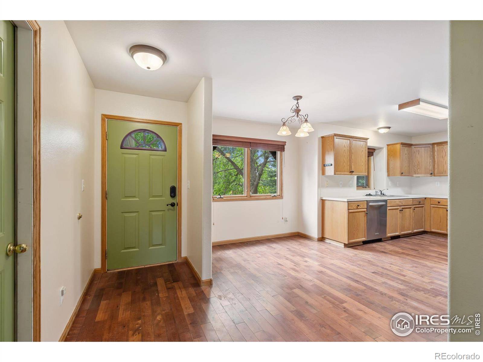 Fort Collins, CO 80525,5725 Derry DR