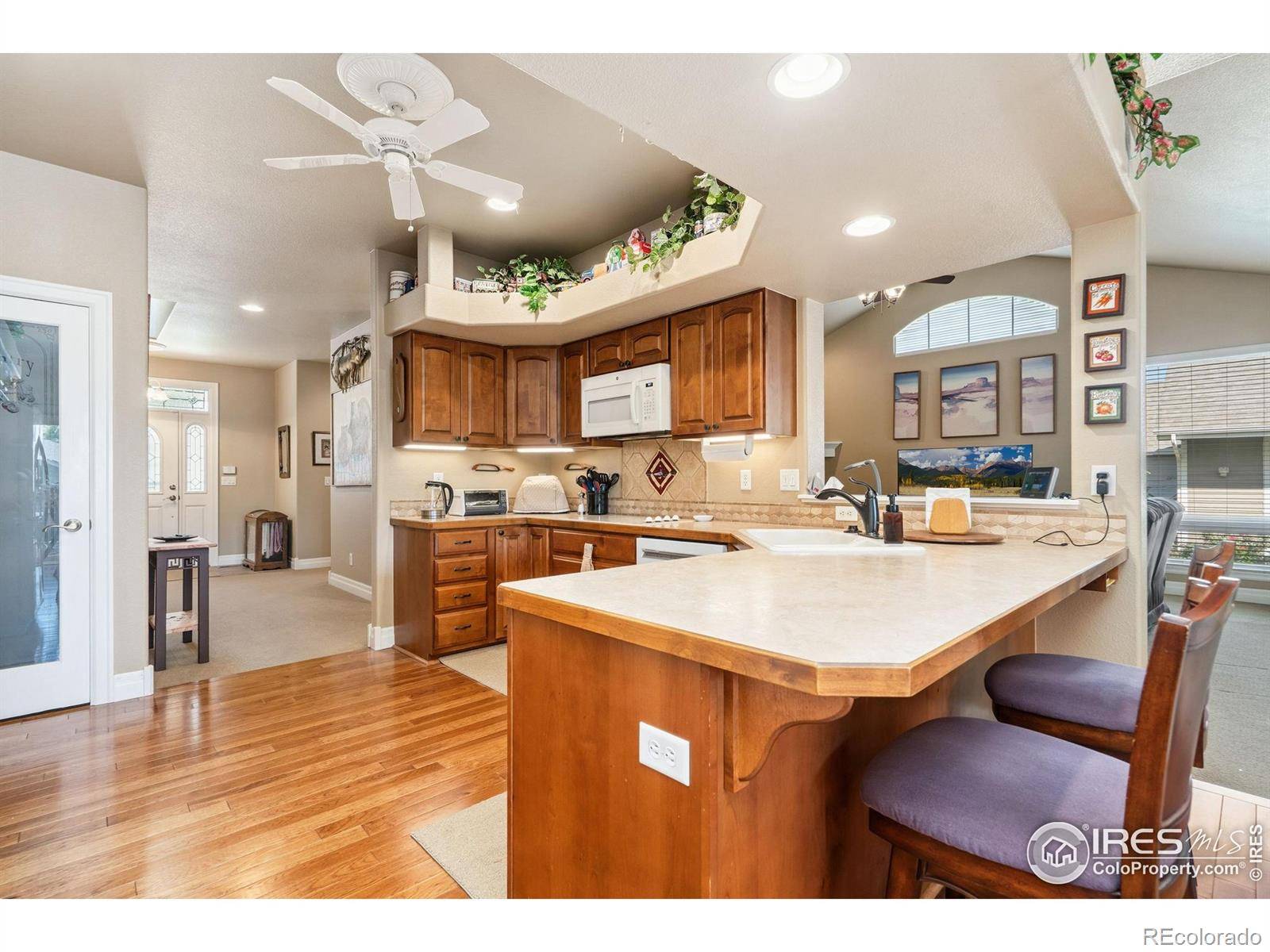 Loveland, CO 80538,975 Norway Maple DR
