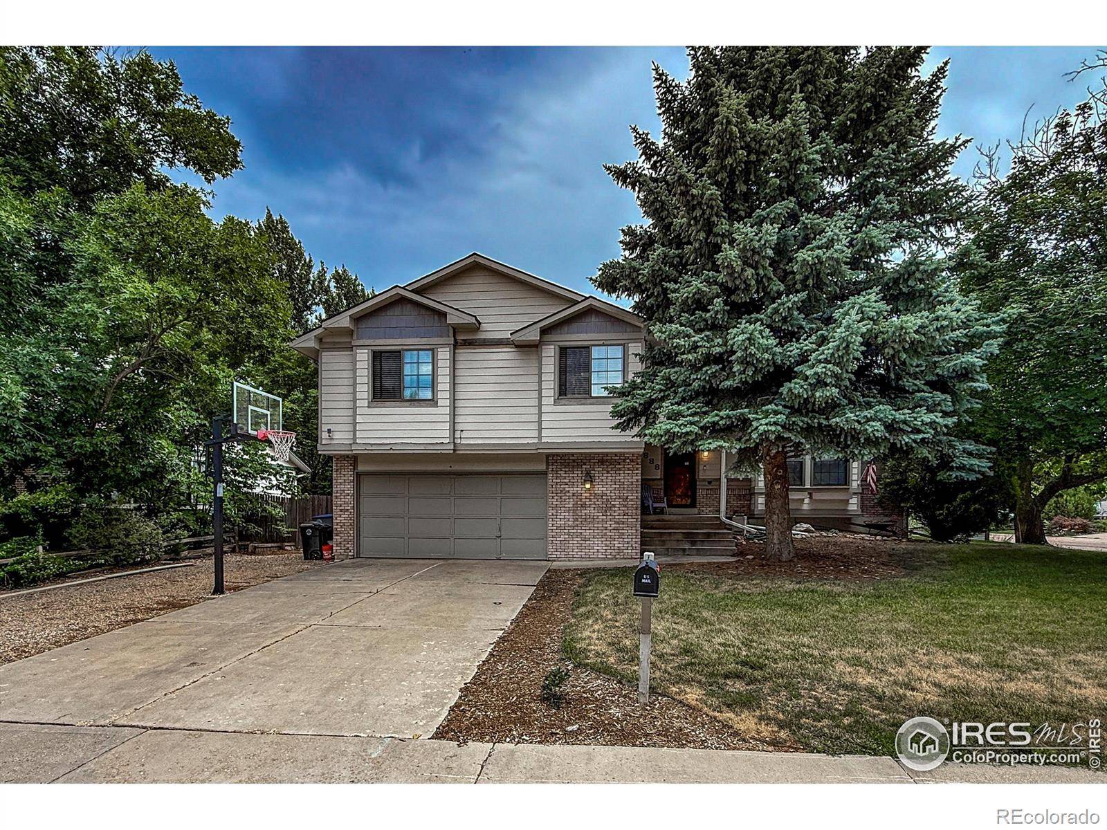 Longmont, CO 80503,2888 Humboldt CIR