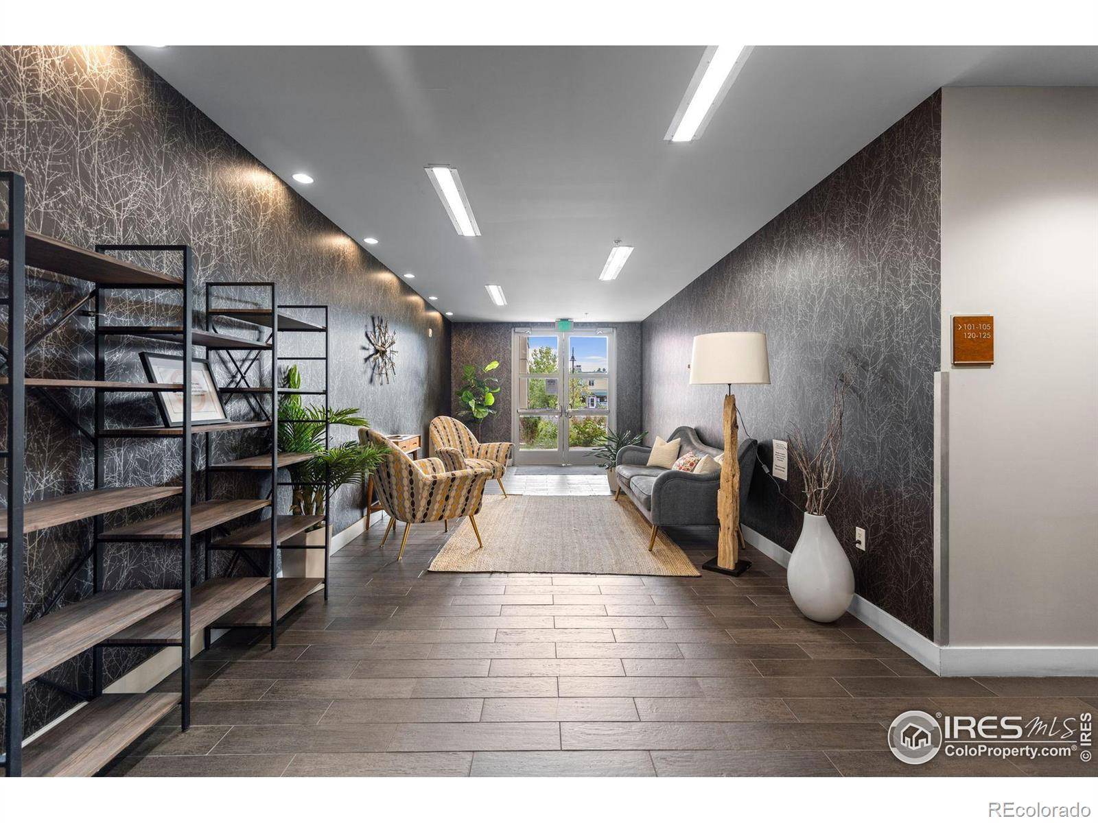 Boulder, CO 80303,3301 Arapahoe AVE #402