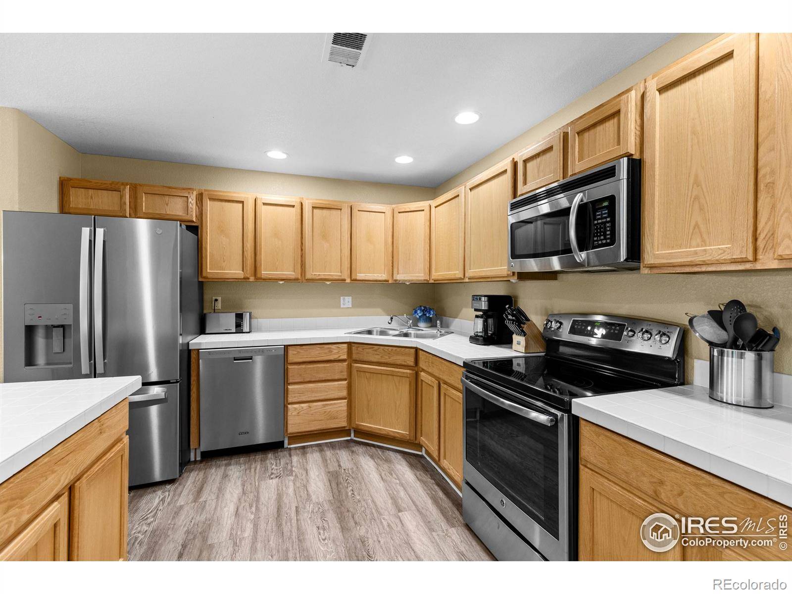 Longmont, CO 80504,1012 Sonoma CIR #5B