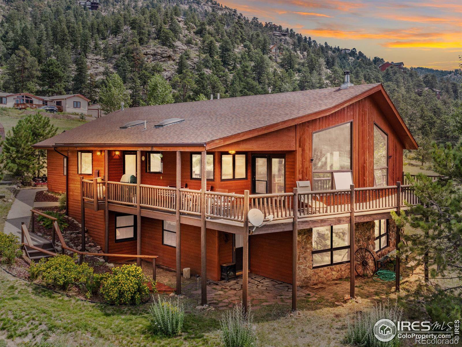 Estes Park, CO 80517,260 Meadowview DR