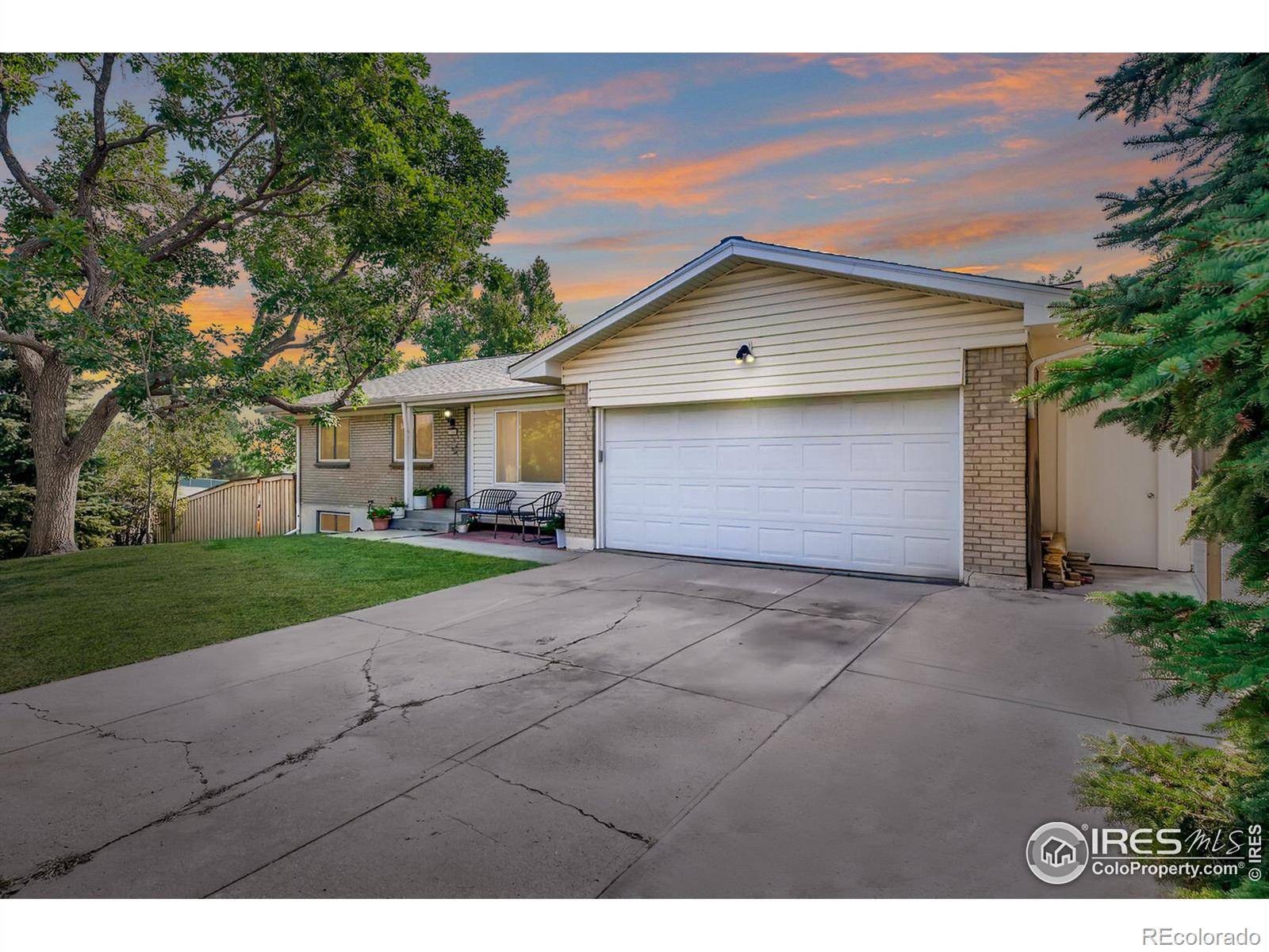 Lakewood, CO 80228,13048 W Arkansas PL