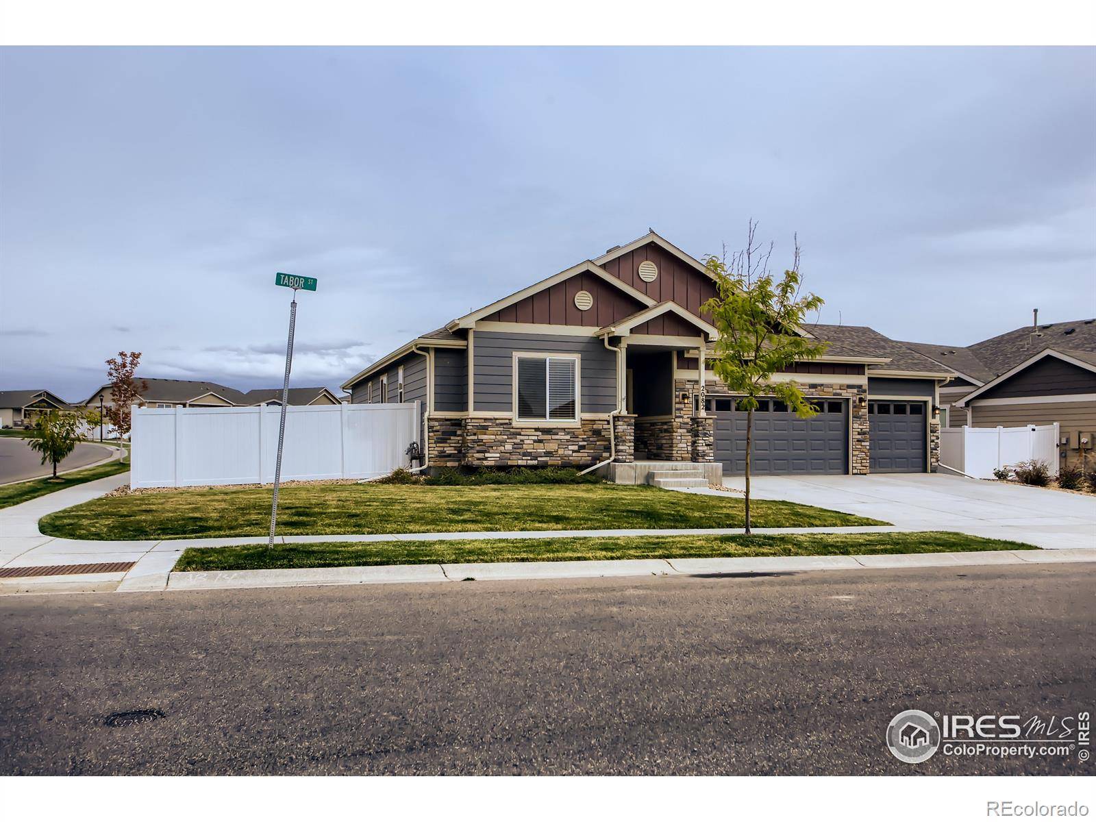 Berthoud, CO 80513,2082 Tabor ST