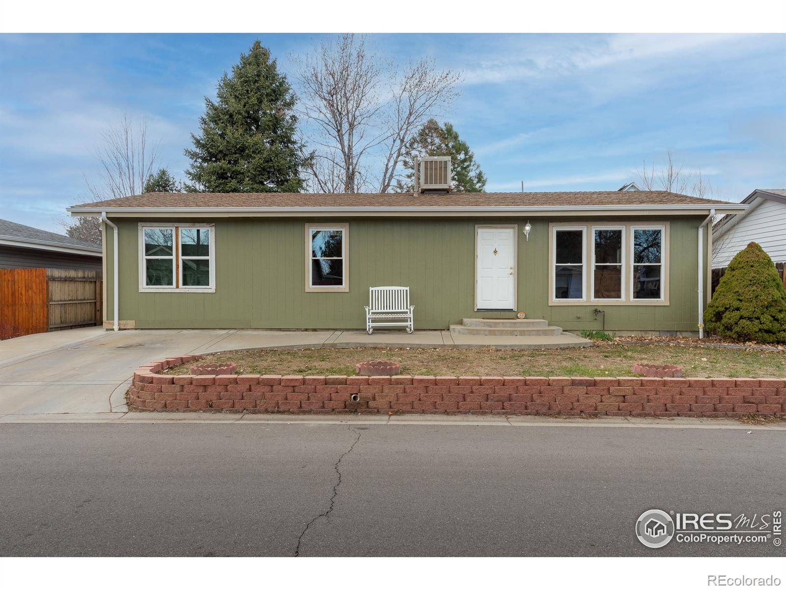 Lafayette, CO 80026,1605 Bedivere CIR