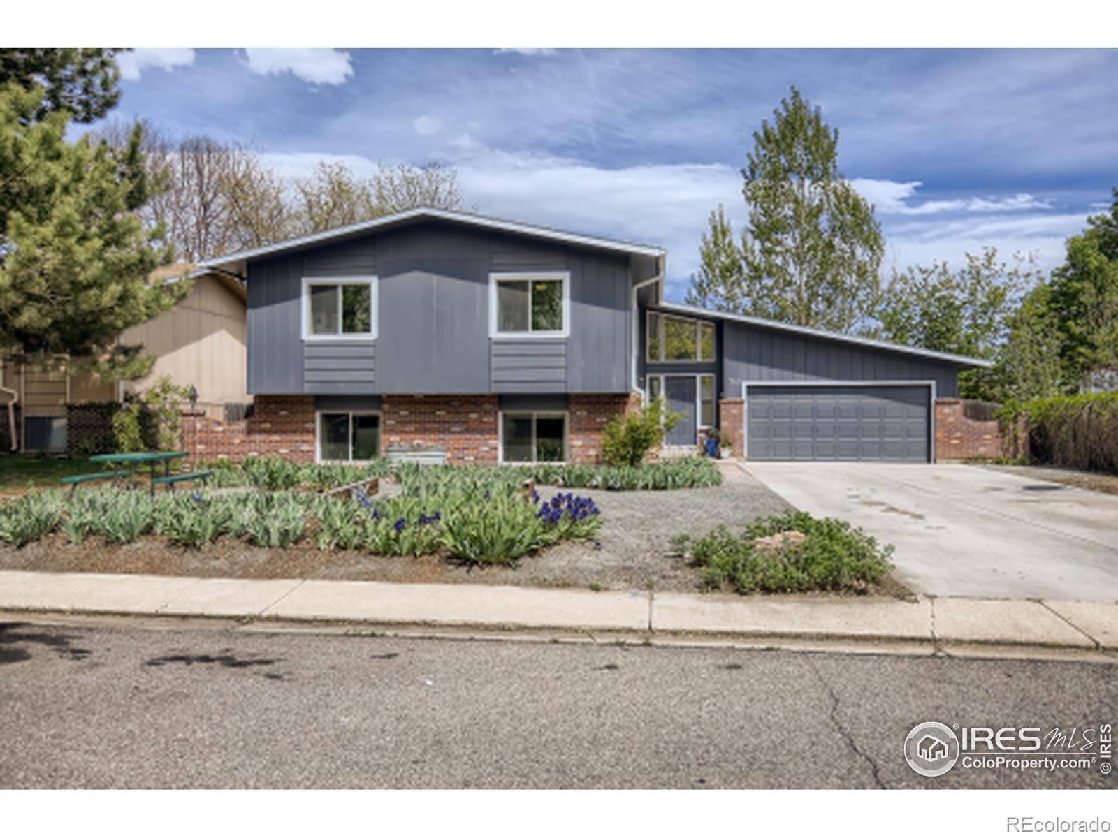 Lafayette, CO 80026,740 Delphi DR