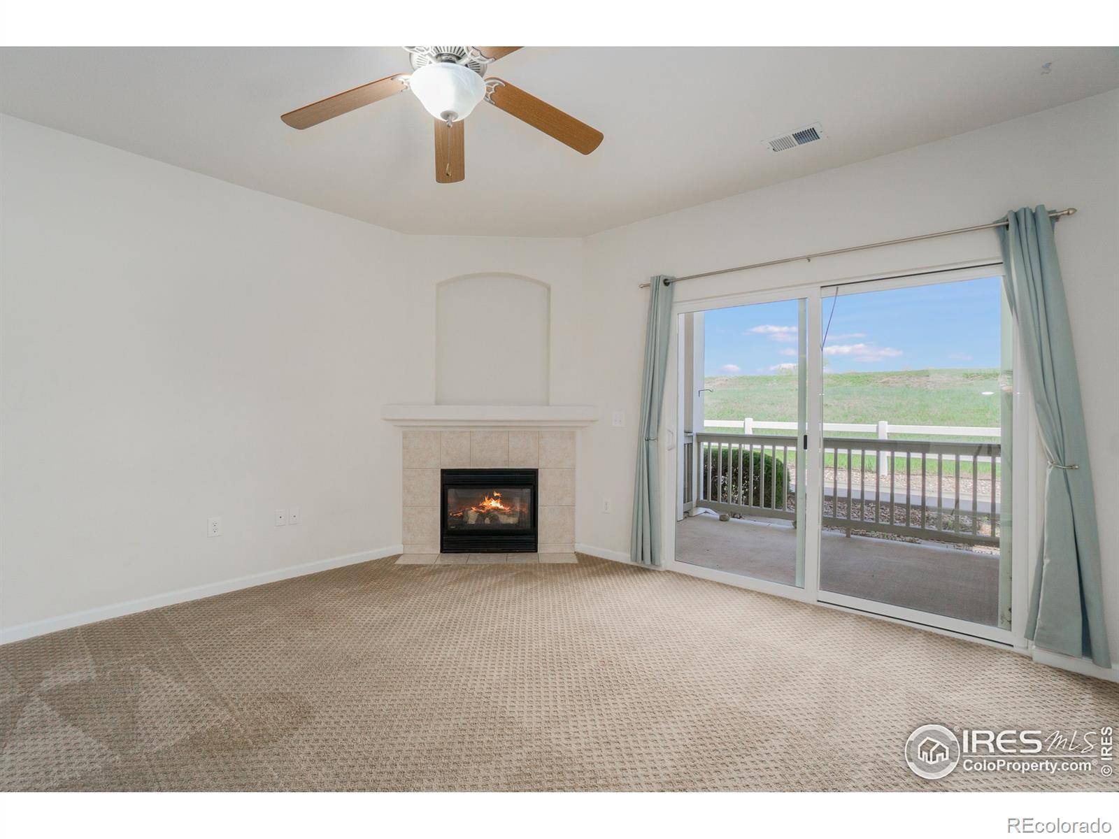 Loveland, CO 80538,4675 Hahns Peak DR #103