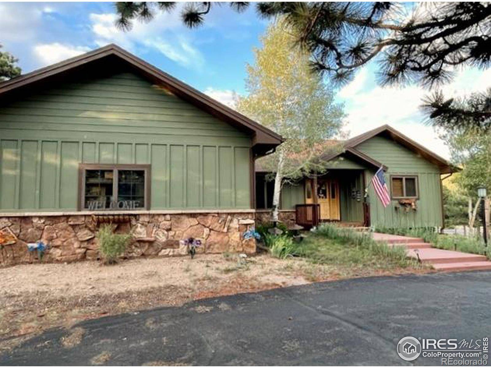 Estes Park, CO 80517,1860 Twin DR