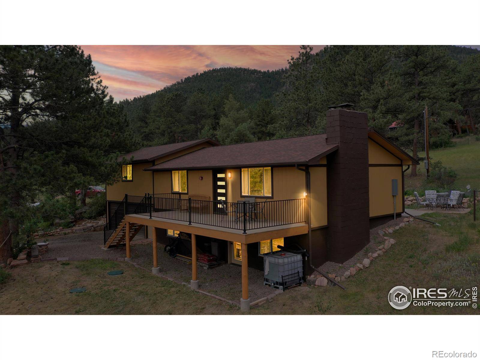 Lyons, CO 80540,108 Pinewood DR