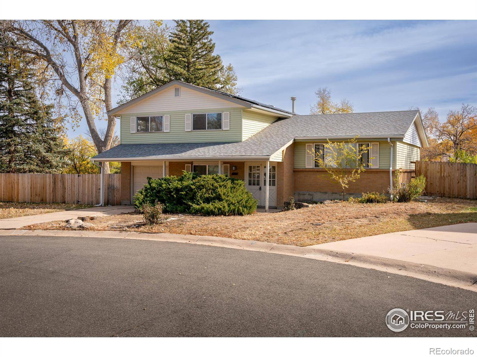 Littleton, CO 80127,10432 W Surrey DR