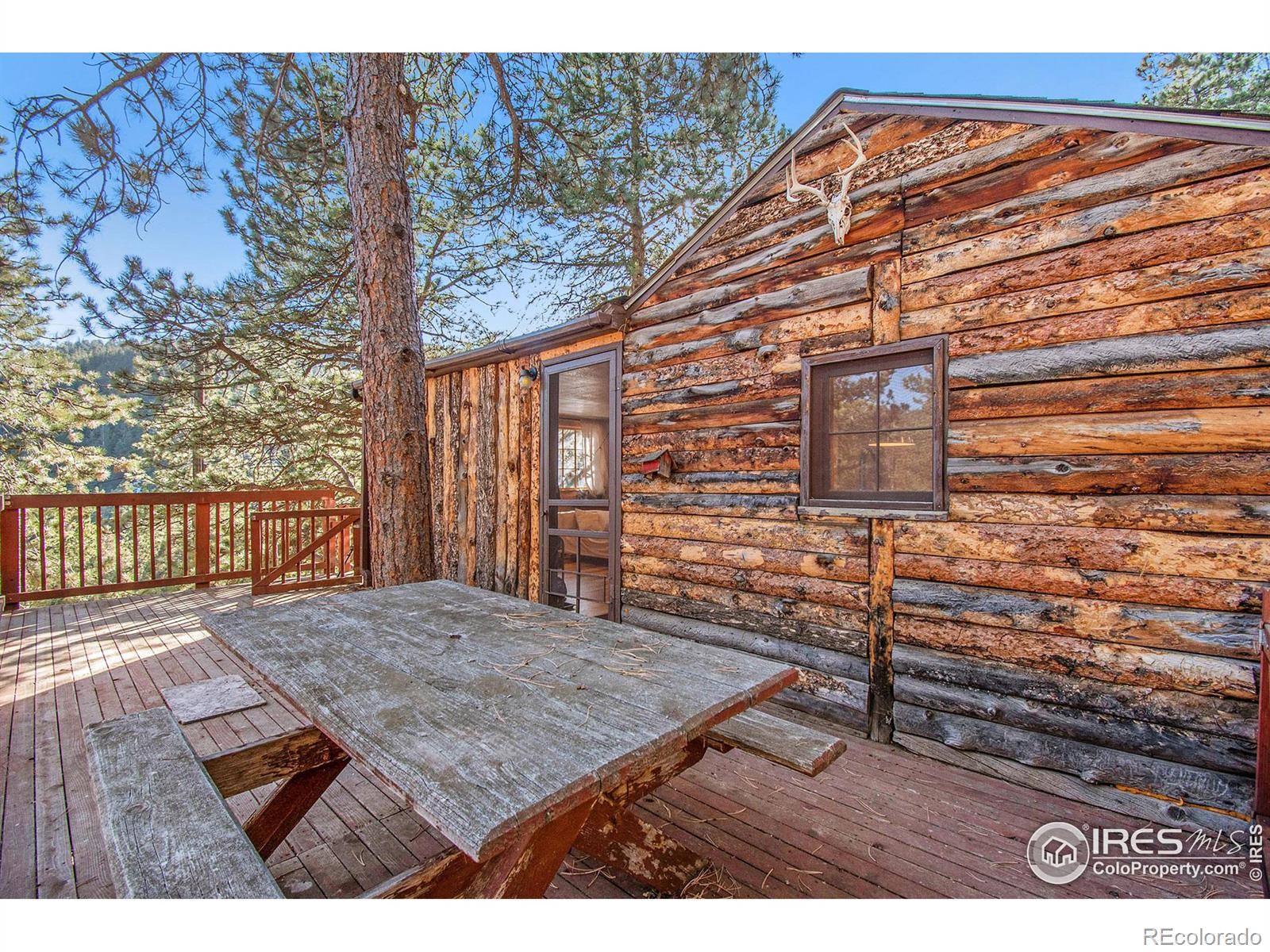 Lyons, CO 80540,102 Overpine DR