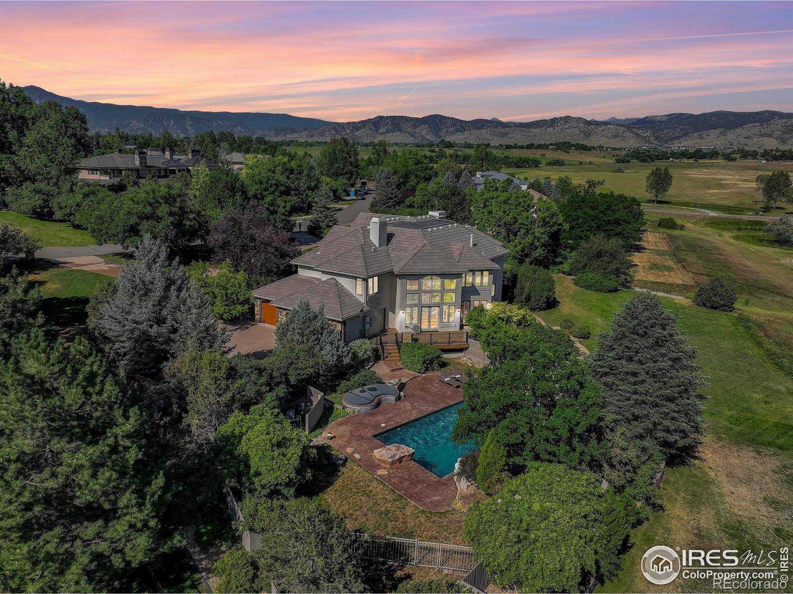 Boulder, CO 80301,5355 Waterstone DR