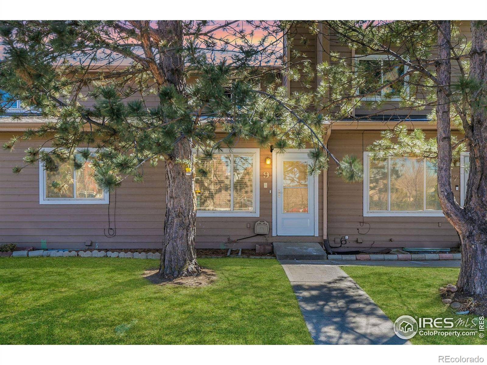 Longmont, CO 80501,841 Crisman DR #9