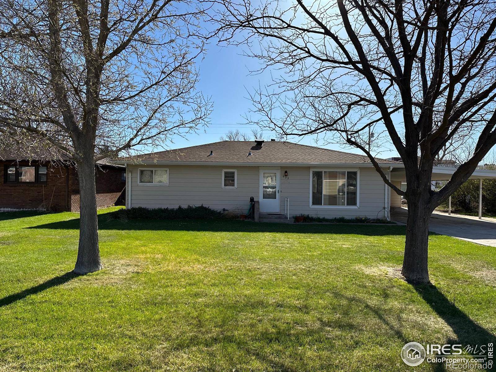 Akron, CO 80720,622 Date AVE