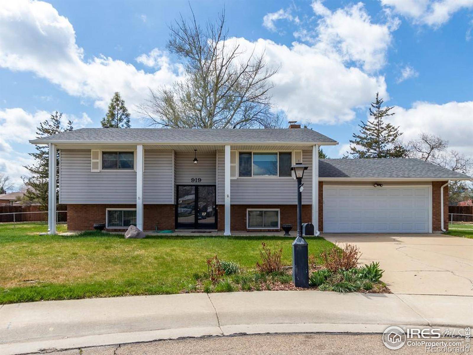 Longmont, CO 80501,919 Yeager PL