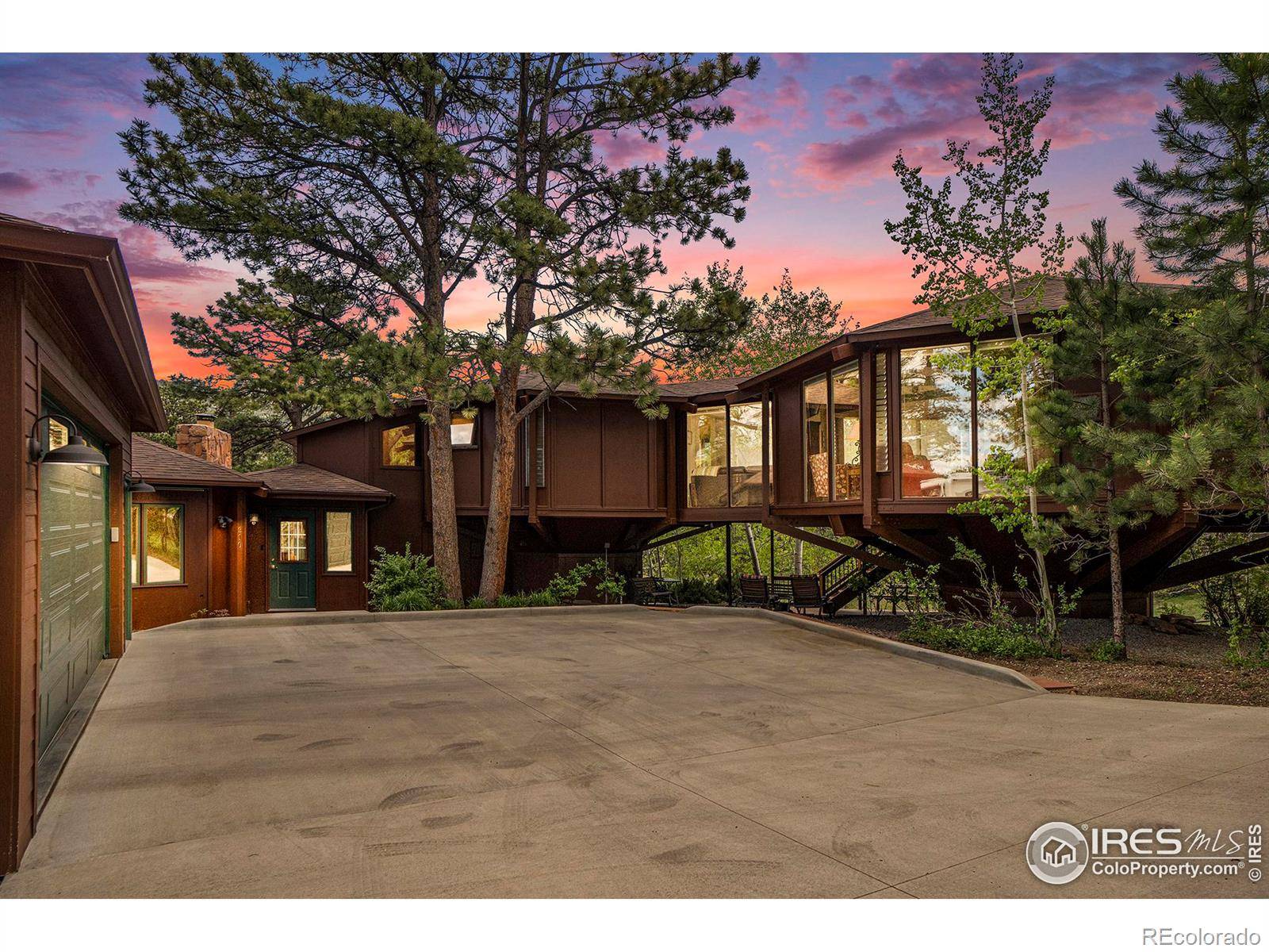 Estes Park, CO 80517,910 Rambling DR