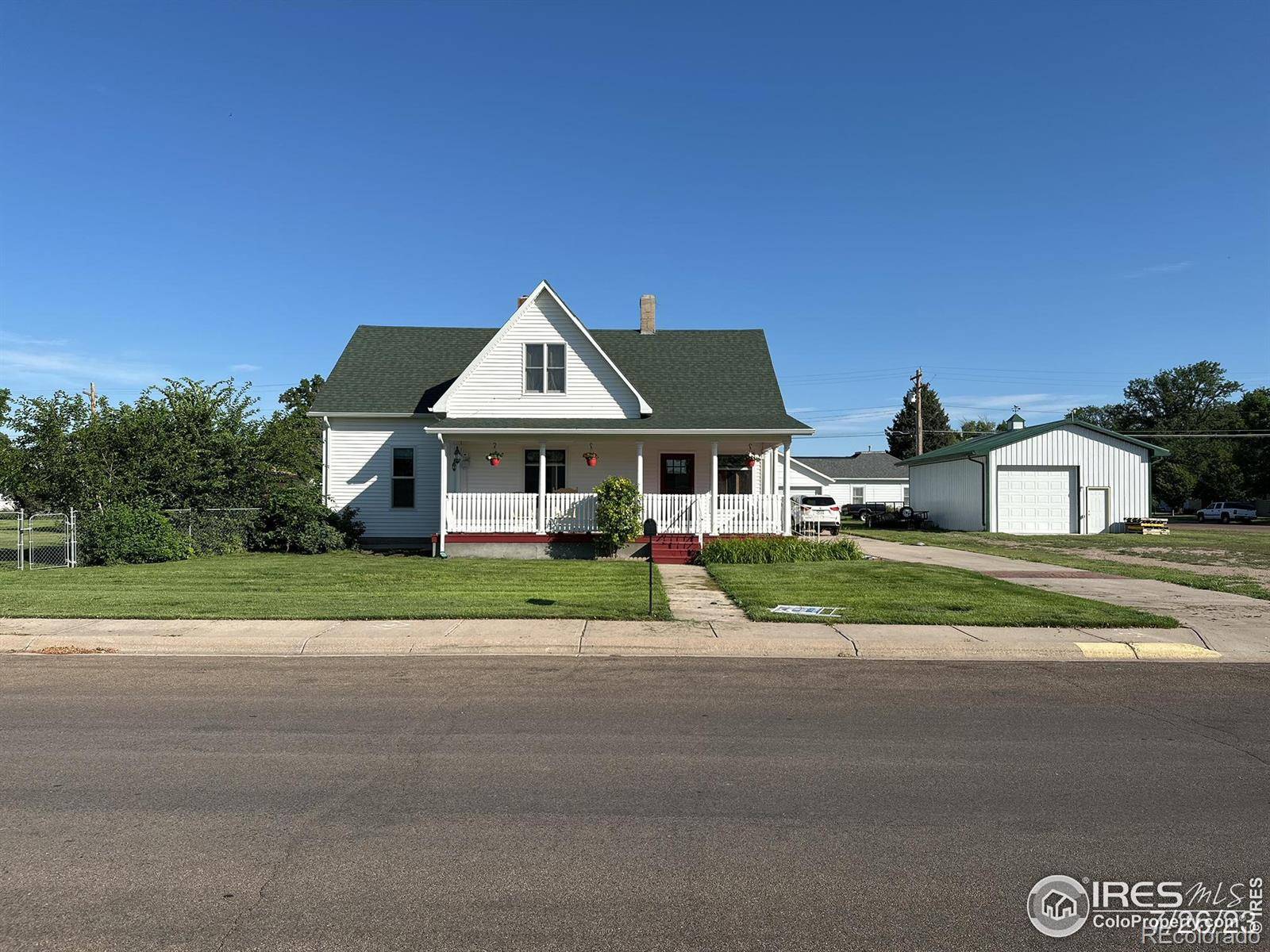 Julesburg, CO 80737,106 W 4th ST