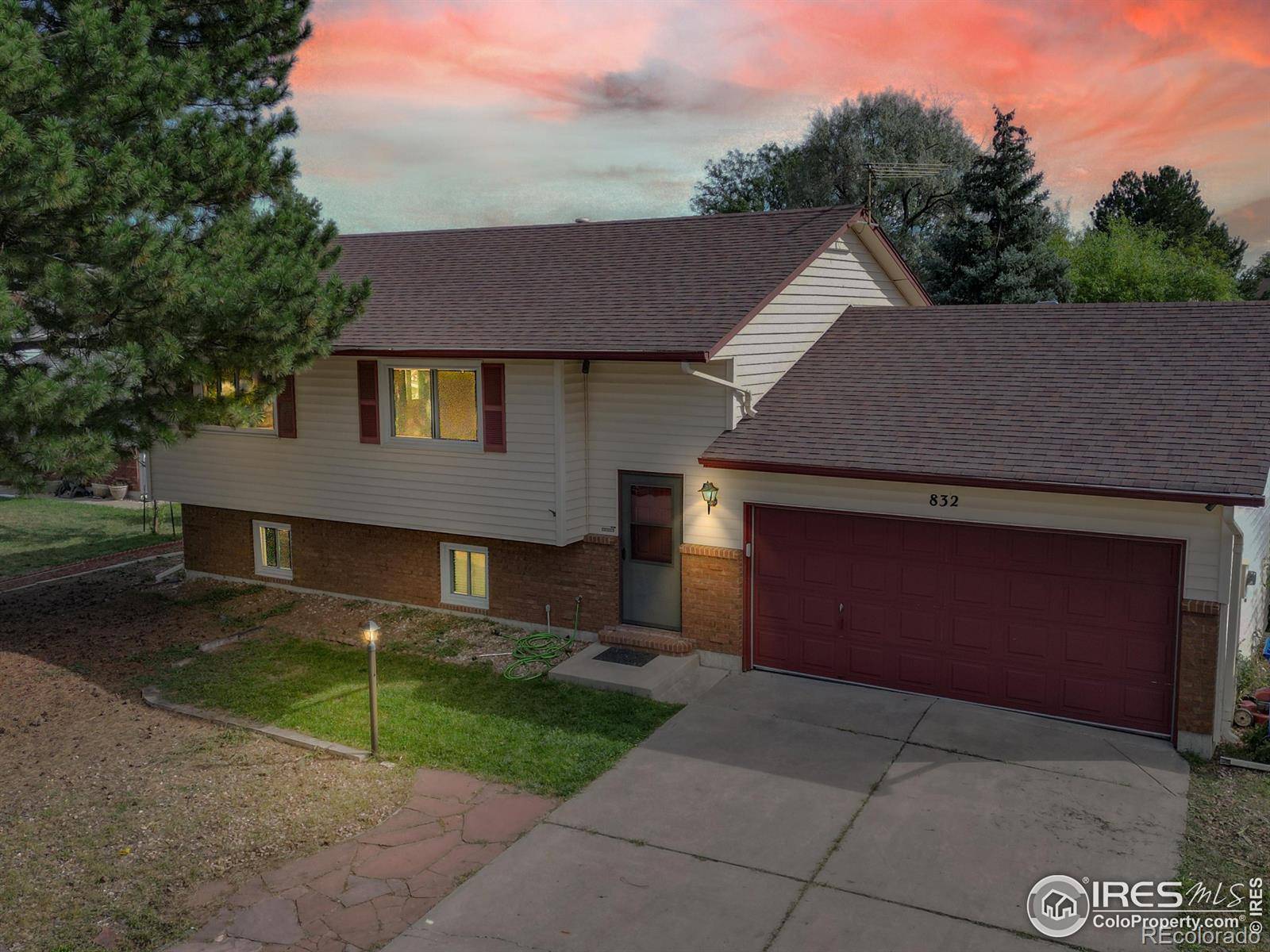 Loveland, CO 80538,832 Bayberry DR