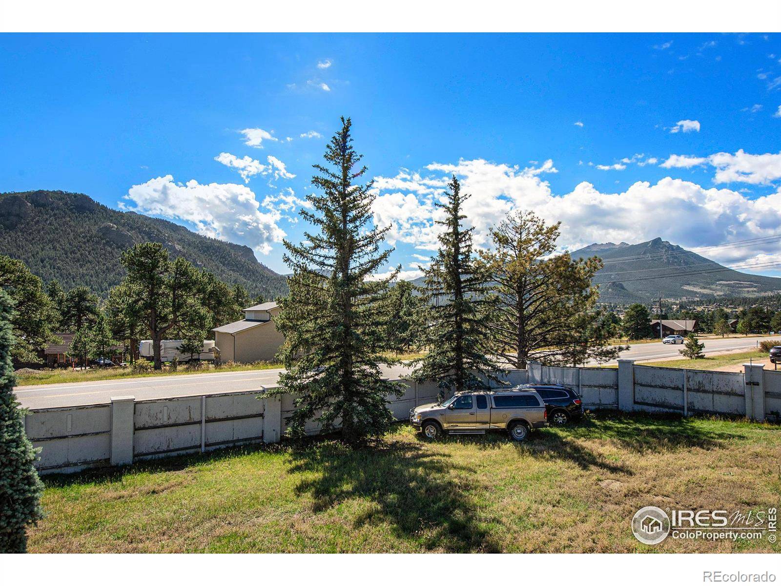 Estes Park, CO 80517,951 Highacres DR