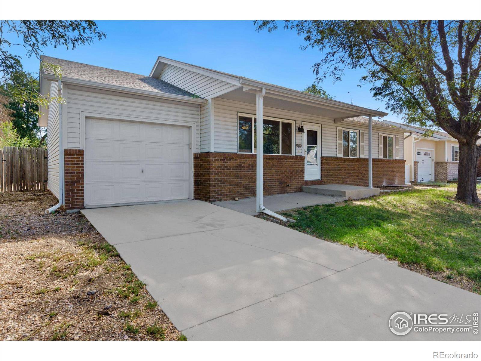 Windsor, CO 80550,909 Foothills CT