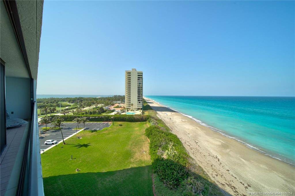 Jensen Beach, FL 34957,8800 S Ocean DR #905