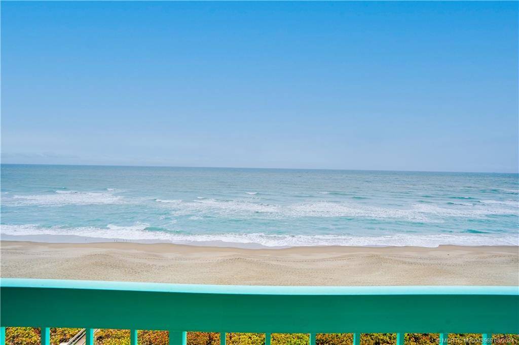 Jensen Beach, FL 34957,9940 S Ocean DR #707