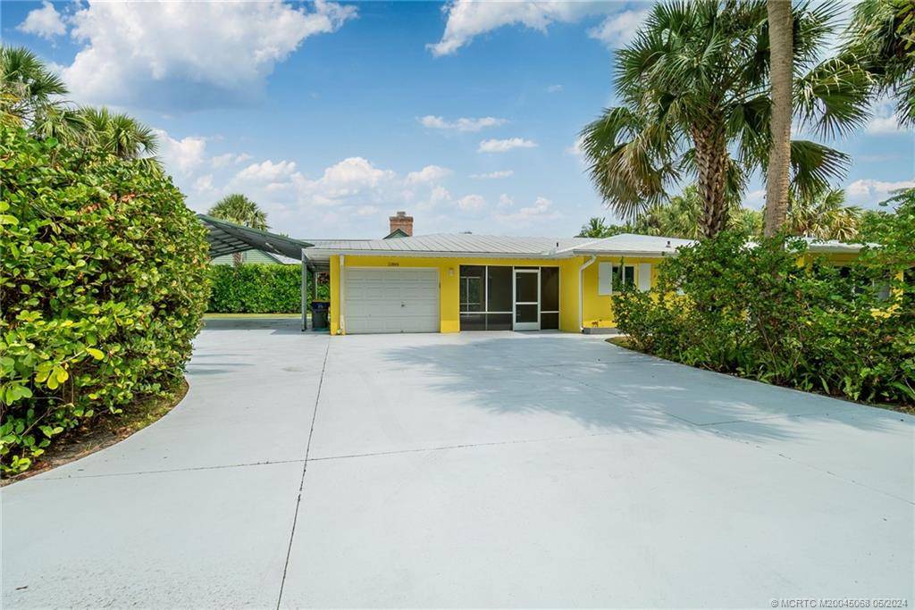 Hobe Sound, FL 33455,11899 SE Indian River DR N