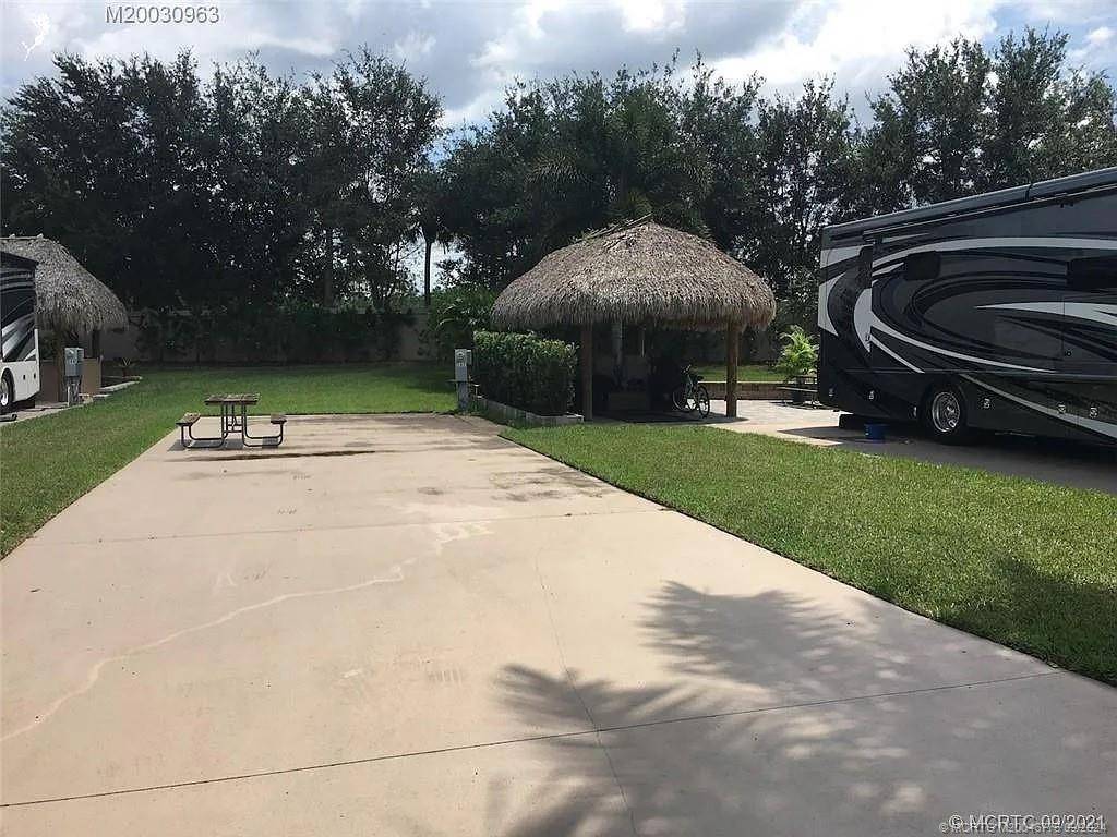 Port Saint Lucie, FL 34986,167 NW Hazard WAY