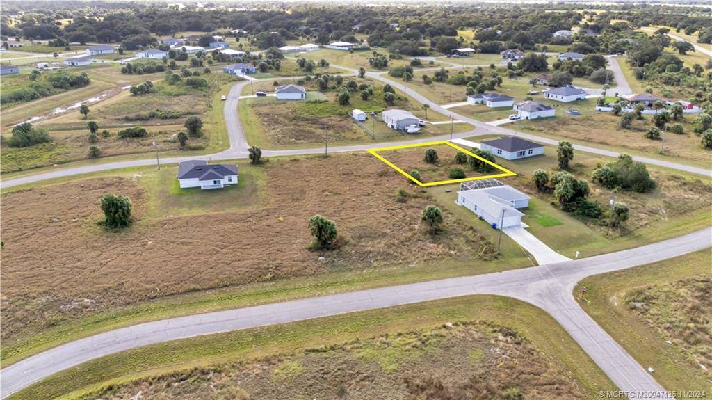 La Belle, FL 33935,1053 Monday ST