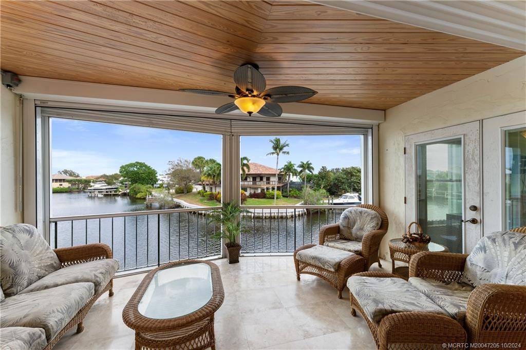 Stuart, FL 34997,3901 SE Saint Lucie BLVD #18